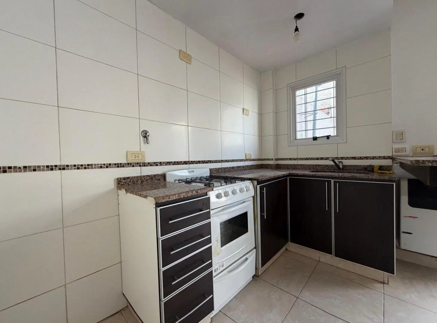 Hermoso departamento de 2 ambientes en PB con Patio y Jardín 4