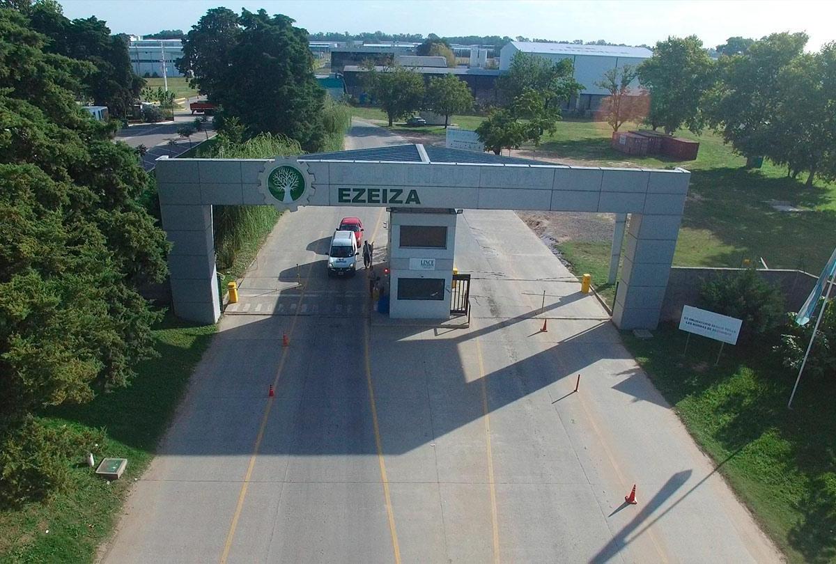Nave Industrial en El Polo Industrial de Ezeiza en Alquiler y en Venta con Amplia Financiación 4