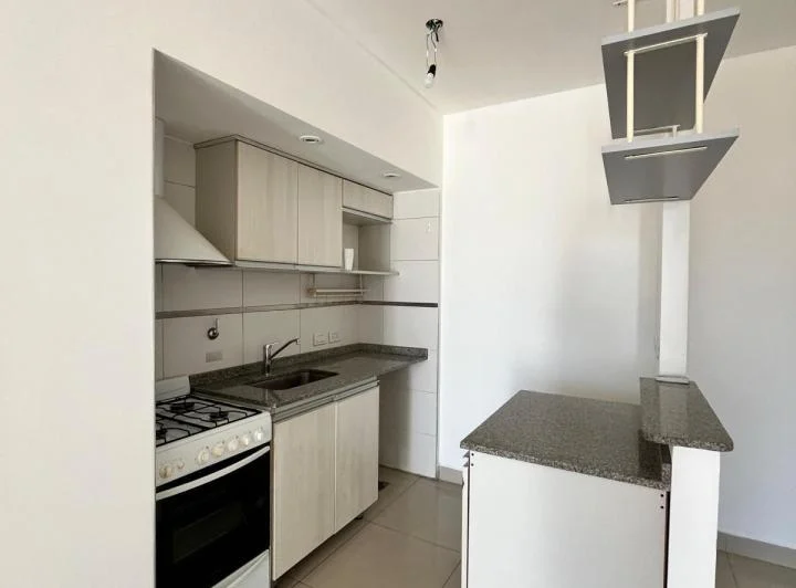 Departamento - Monte Castro 1