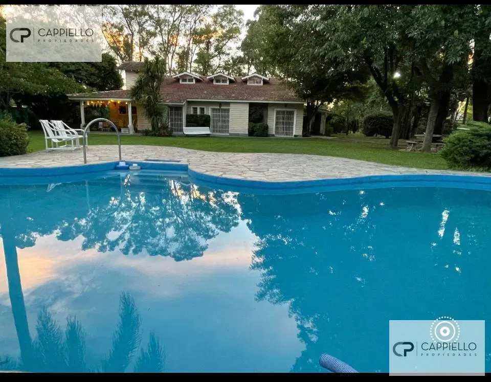 Gran quinta en venta con añosa arboleda 4