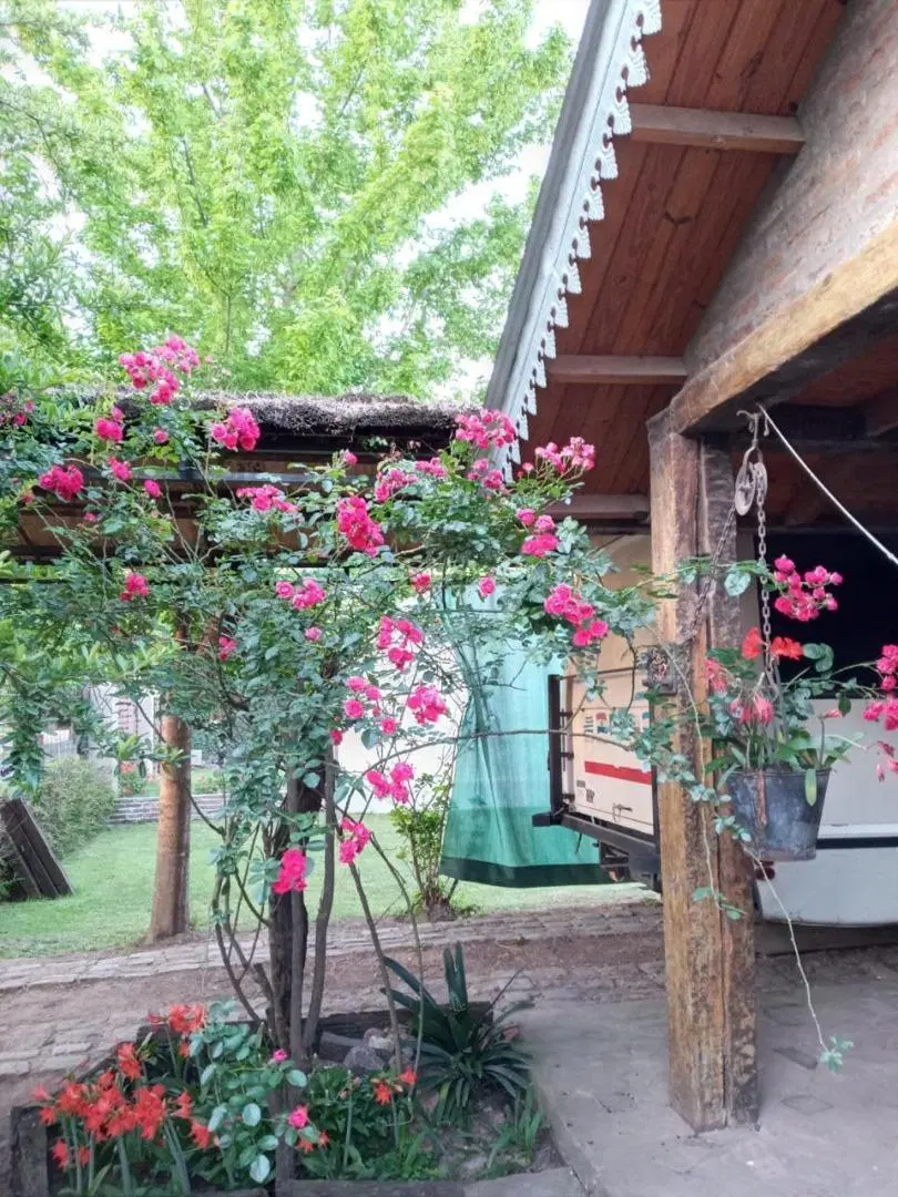 CASA DOS DORMITORIOS. GRAN PARQUE. LA TABA 2200 FUNES. 2