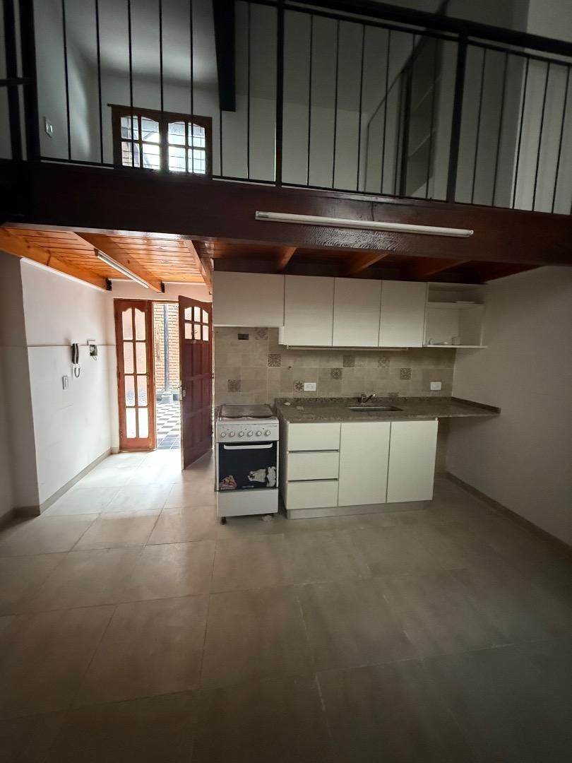 Foto de Dpto. Pasillo. Santa Fe 900. Un Dormitorio. Refaccionado., imagen 3