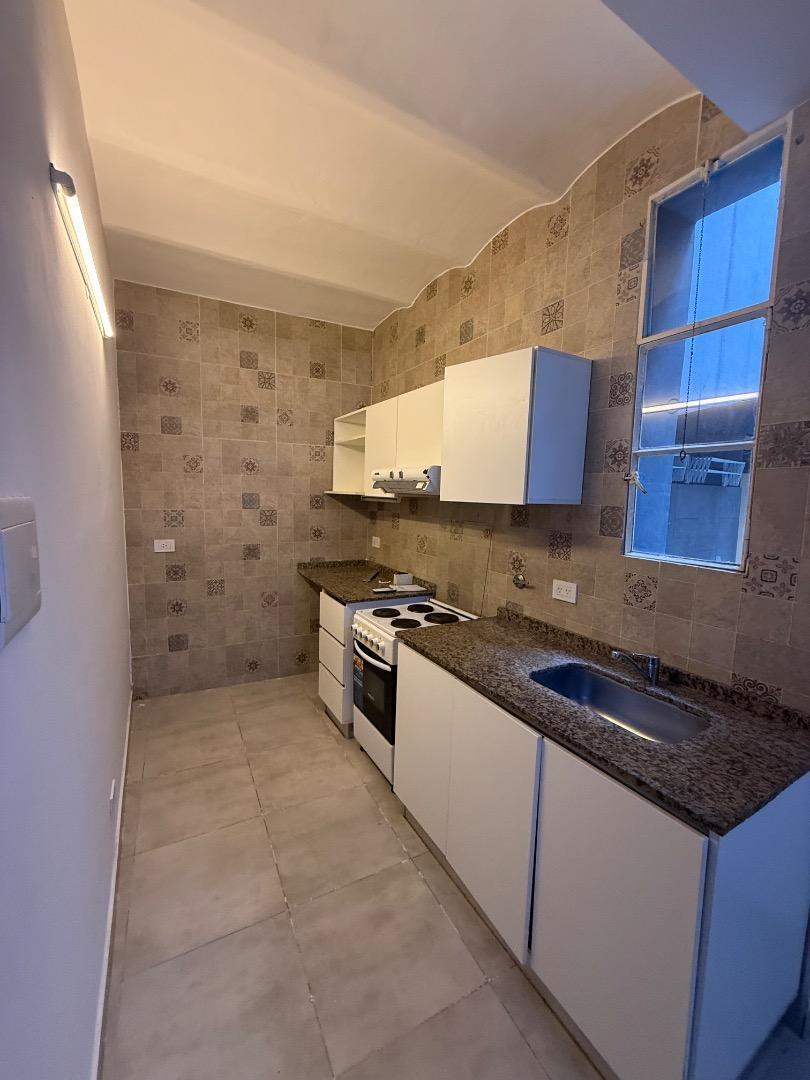 Foto de Santa Fe 951. Dpto pasillo. 1 Dormitorio., imagen 4