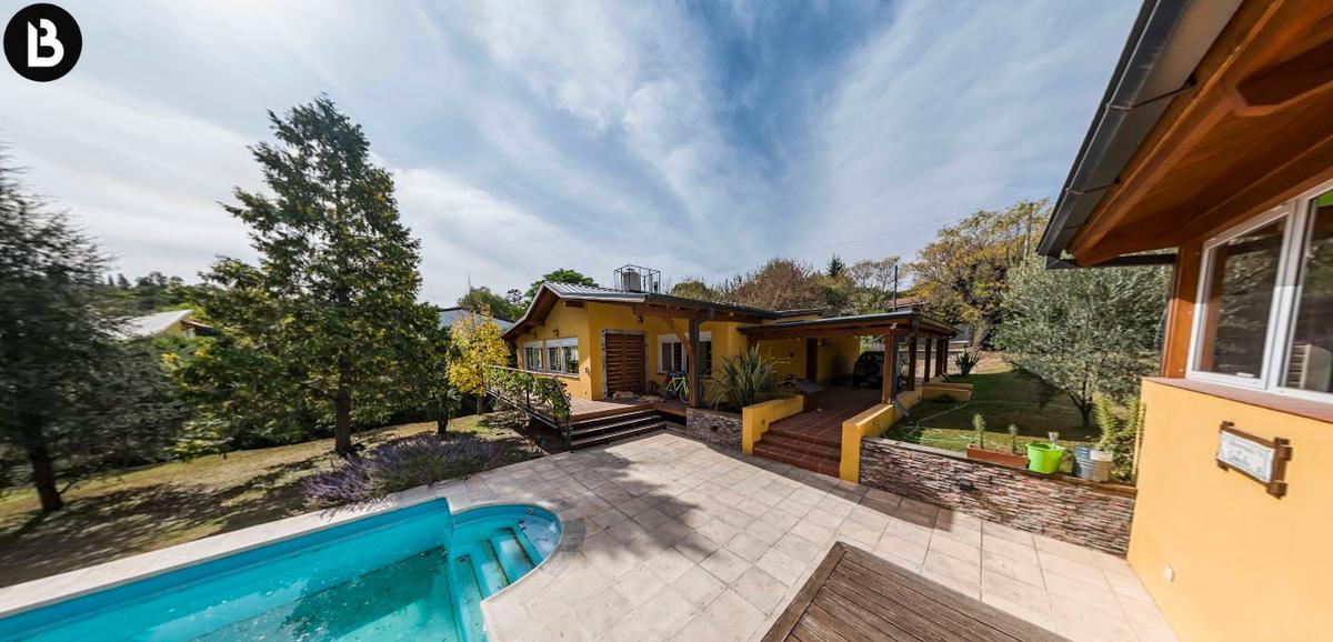 Amplia, Luminosa y Muy Linda Casa en Venta en Valle Hermoso! 5
