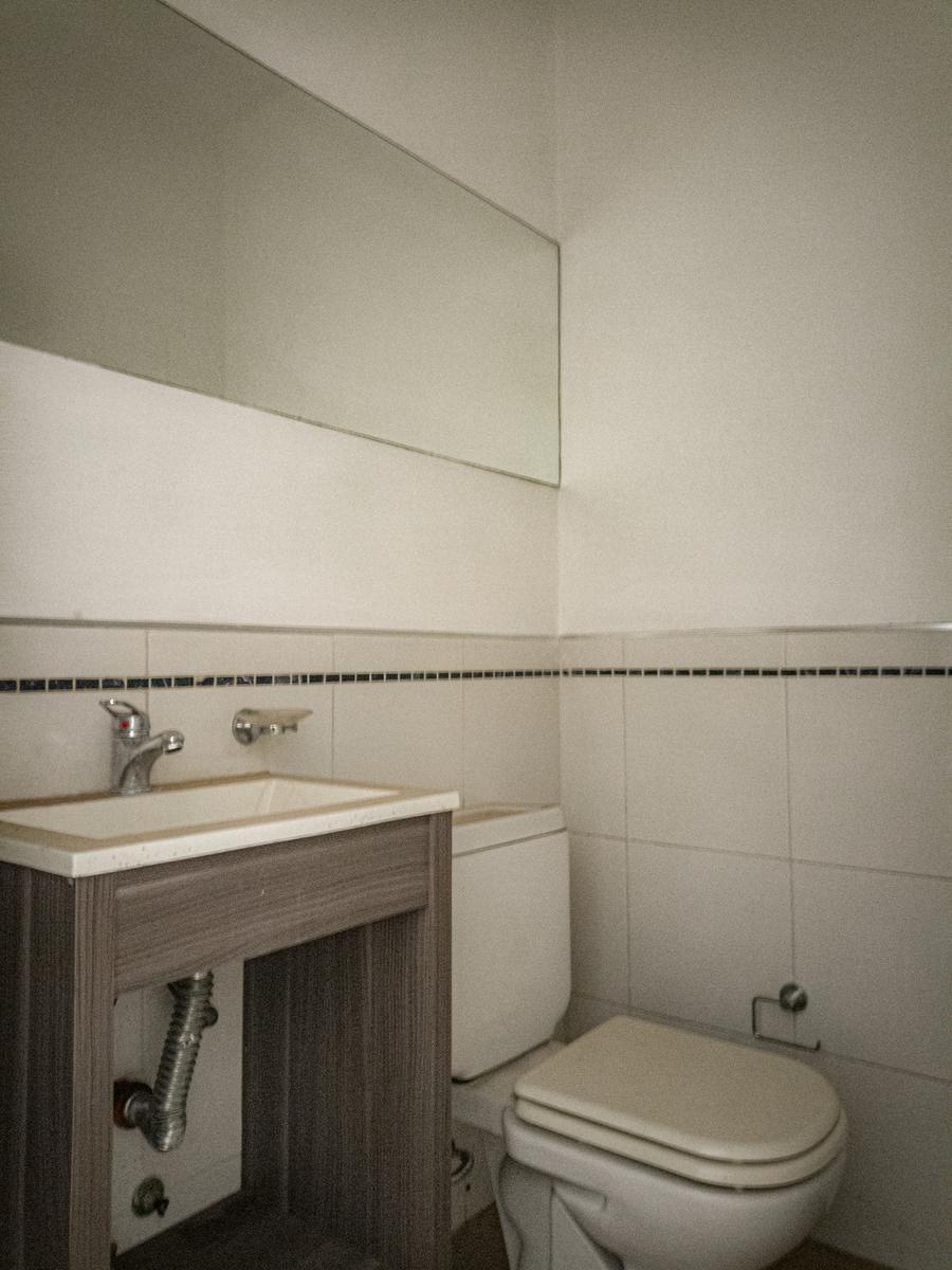 Venta Local Comercial en La Mejor Zona de Alberdi Córdoba 4