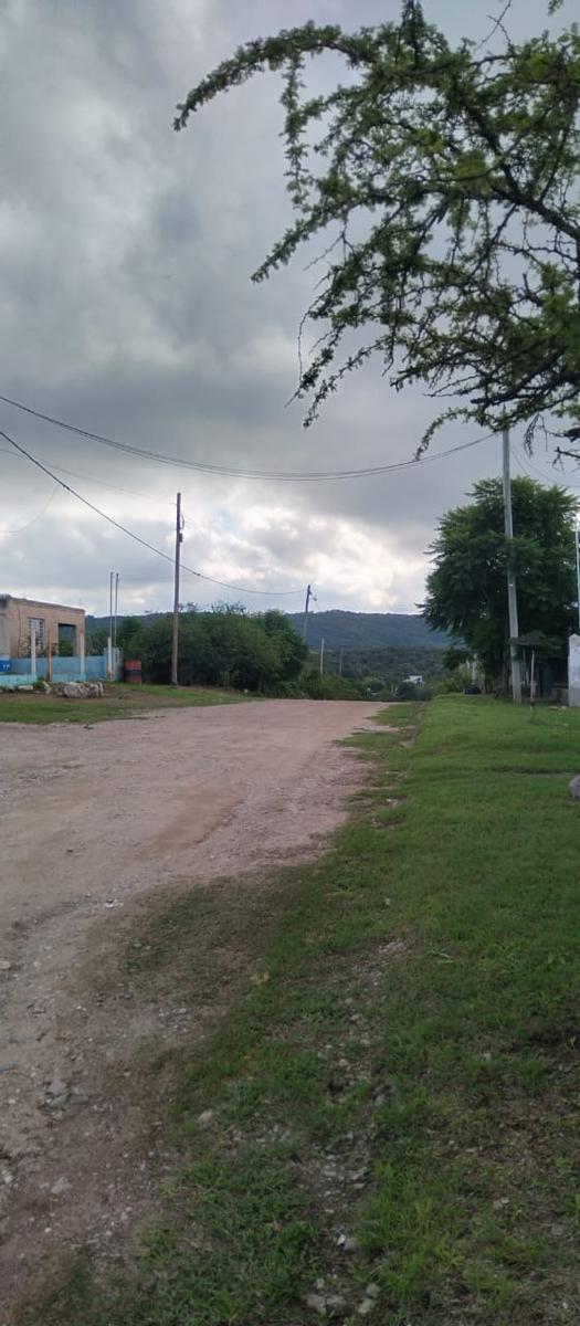 Vendo Terreno 300 m² con Inicio de Obra - B° Villa Sol en Salsipuedes. Cba 1