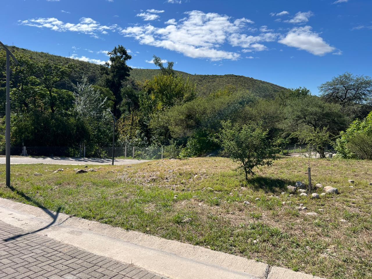 Foto de VENTA LOTE COLINAS DE LA DESEADA, imagen 2