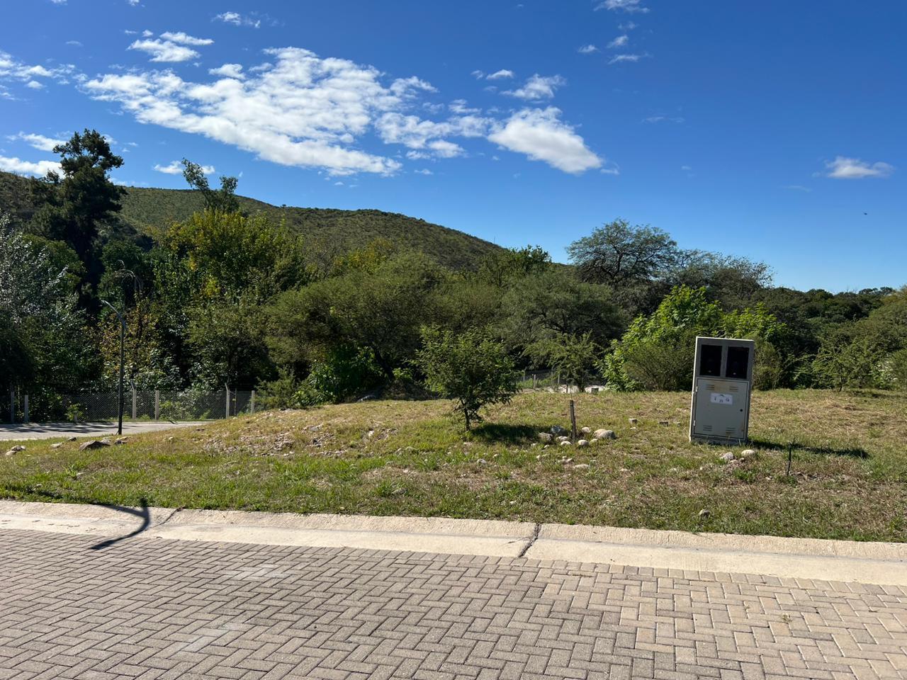 Foto de VENTA LOTE COLINAS DE LA DESEADA, imagen 3