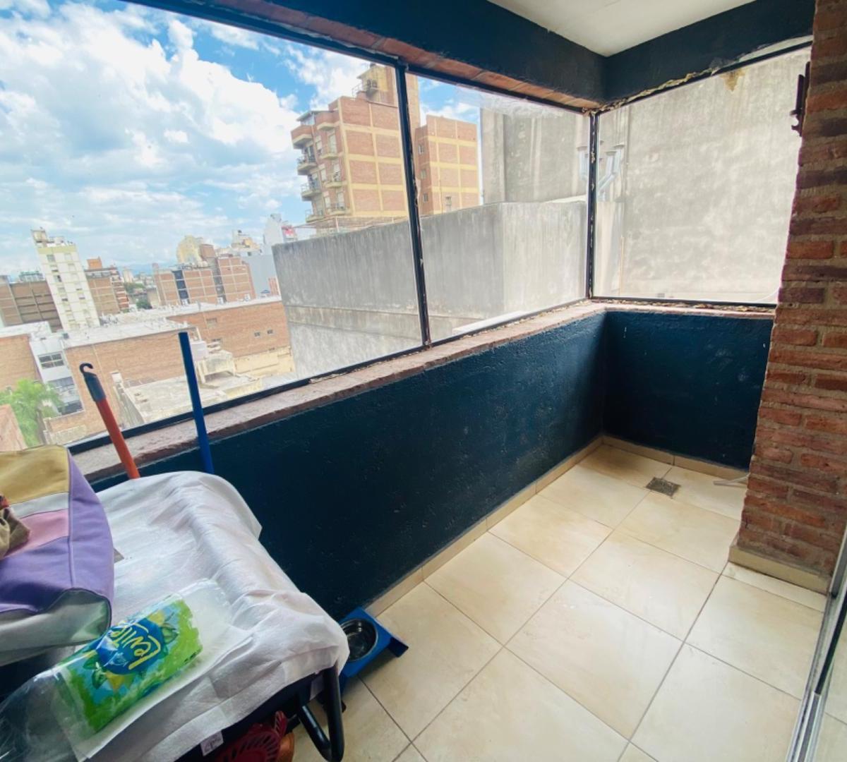 Venta Departamento 1 Dormitorio Alberdi 2 Terrazas 3