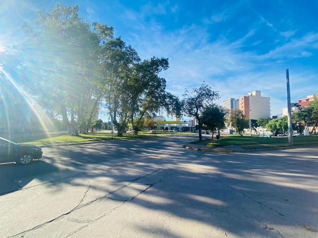 Lote en Venta en La Ciudad de Rio Cuarto. a Una Cuadra de La Costanera y Terminal de Omnibus. 1
