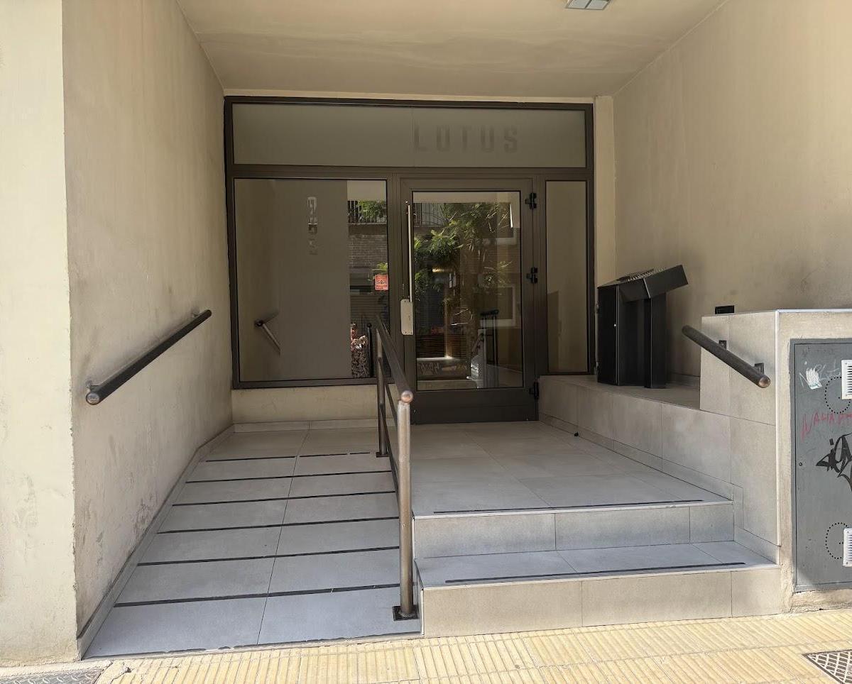 Venta Departamento Alberdi, Dos Dorm, un Baño, Amplio Balcon 2