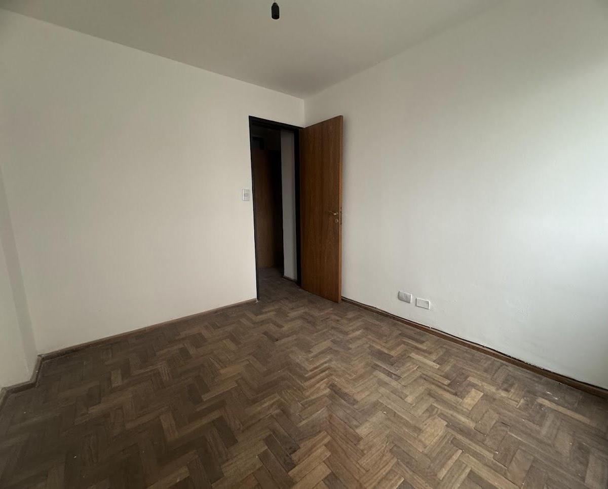 Venta Departamento Centro Cordoba. 1 Dorm 4