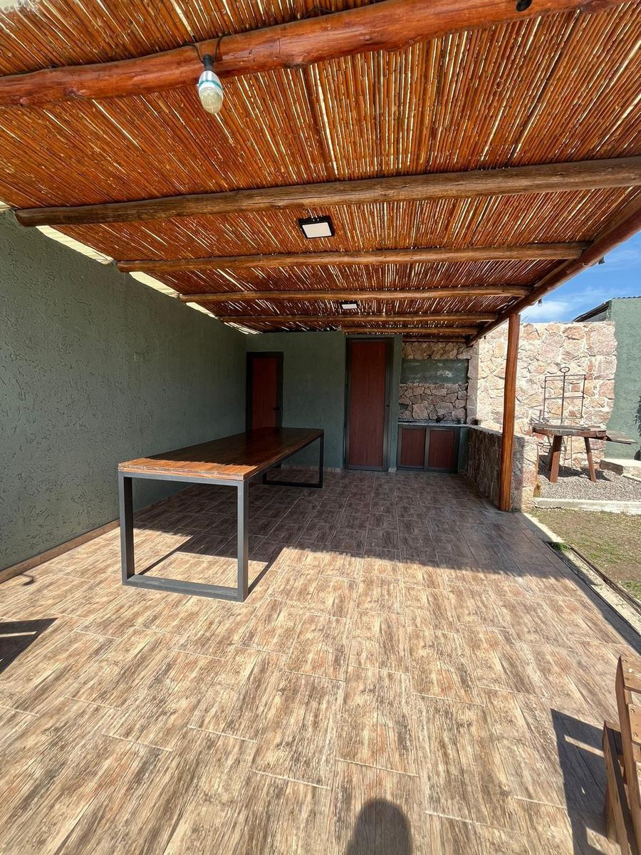 Hermosa Casa a La Venta en Salsipuedes 5
