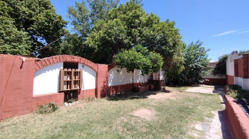 Casa en Venta Villa Dolores Frente Plaza Sarmiento 5