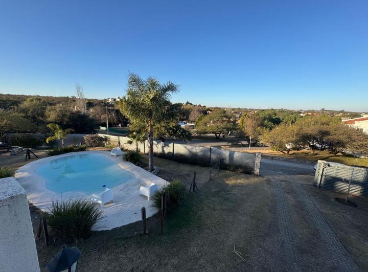 VENDO Casa saoñada en 4 Hojas (Mendiolaza) 3