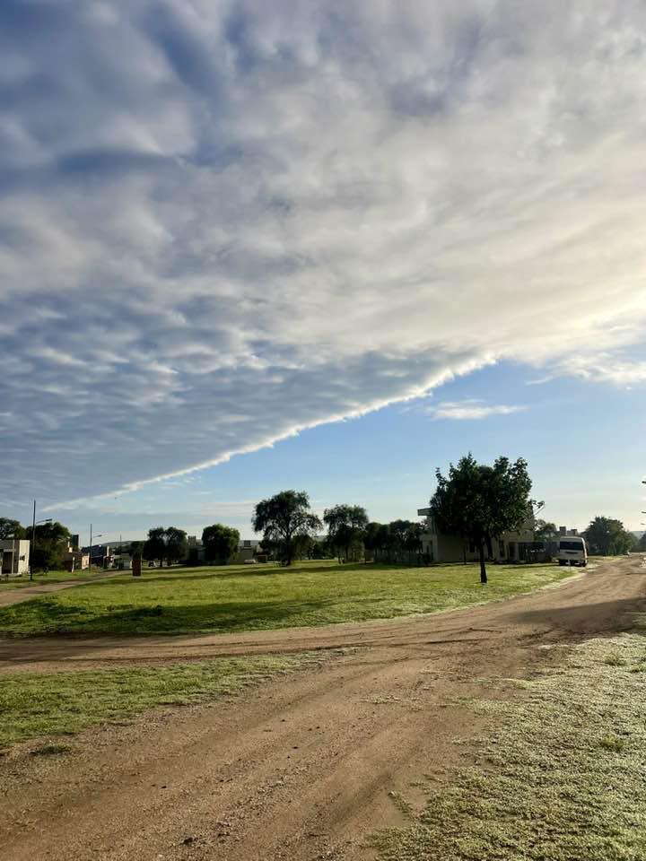 Venta de Terreno en  Valle del Golf esquina primera etapa