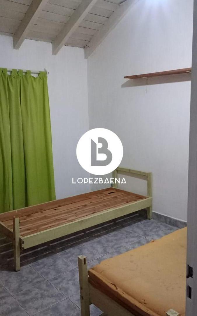 Casa en VENTA 2 Dormitorios 1 baño - Quincho y 2 departamentos