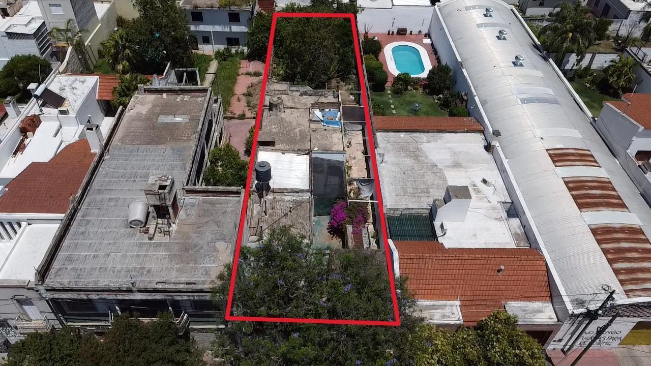Venta Terreno/Casa a Refaccionar en Barrio Pueyrredon