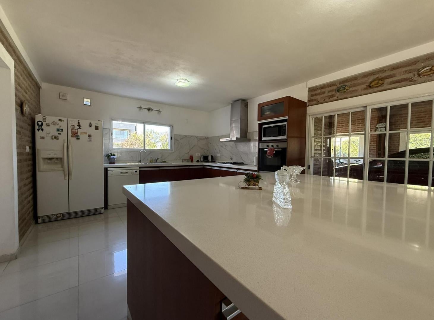 Venta Casa 4 dorm (1 PB) - 1270m2 terreno - San Isidro Villa Allende