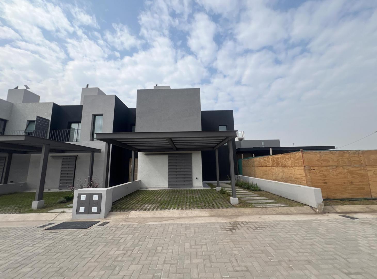Casas venta 3 dormitorios One Dakota Housing Córdoba apto credito