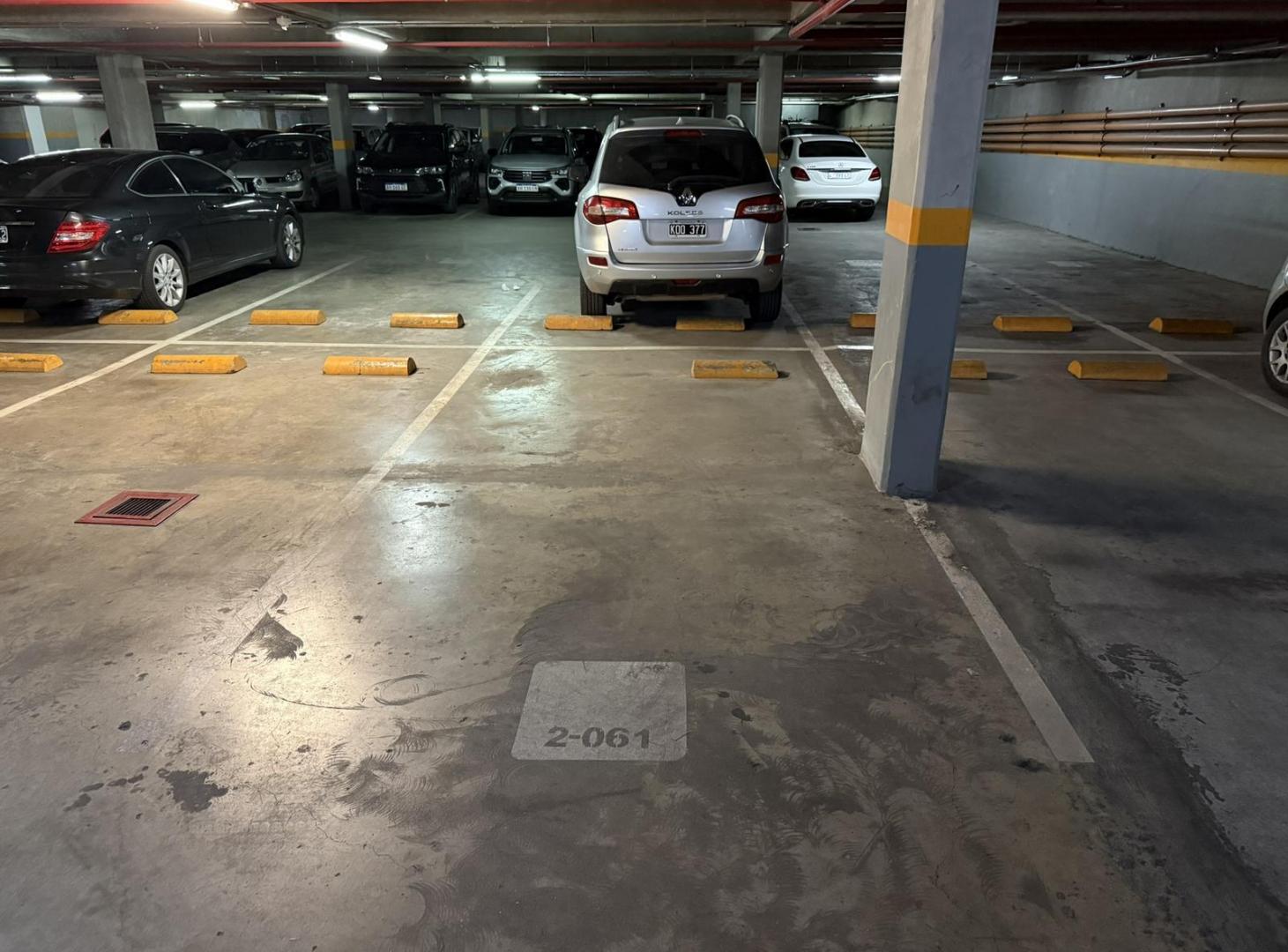 Foto de Venta cochera Alto Panorama GNI - Seguridad 24hs, imagen 2