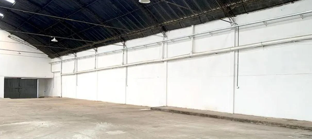 Foto de ALQUILER - GALPÓN 1400M2 - AV. RANCAGUA, imagen 2