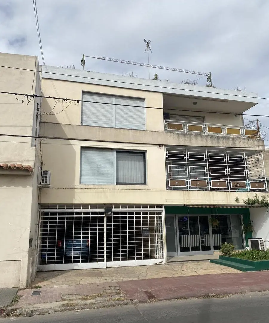 Alquiler Villa Cabrera exc zona 3 dorm con cochera SEMI AMOBLADO 1