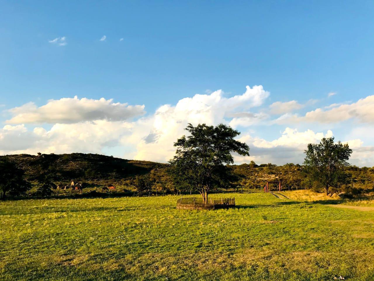 Casa 4 dormitorios y gran terreno en La Cumbre