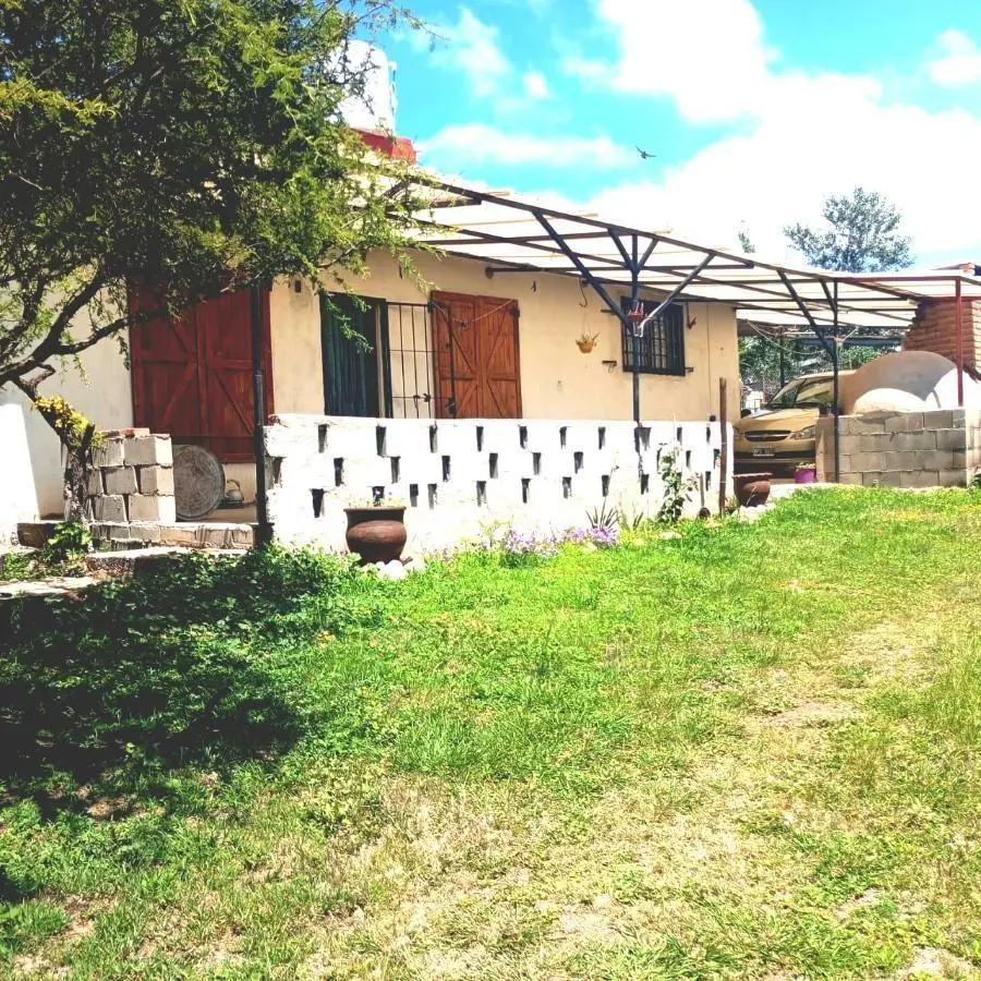 Casa en venta apto crédito, estilo cabaña y entorno natural 3