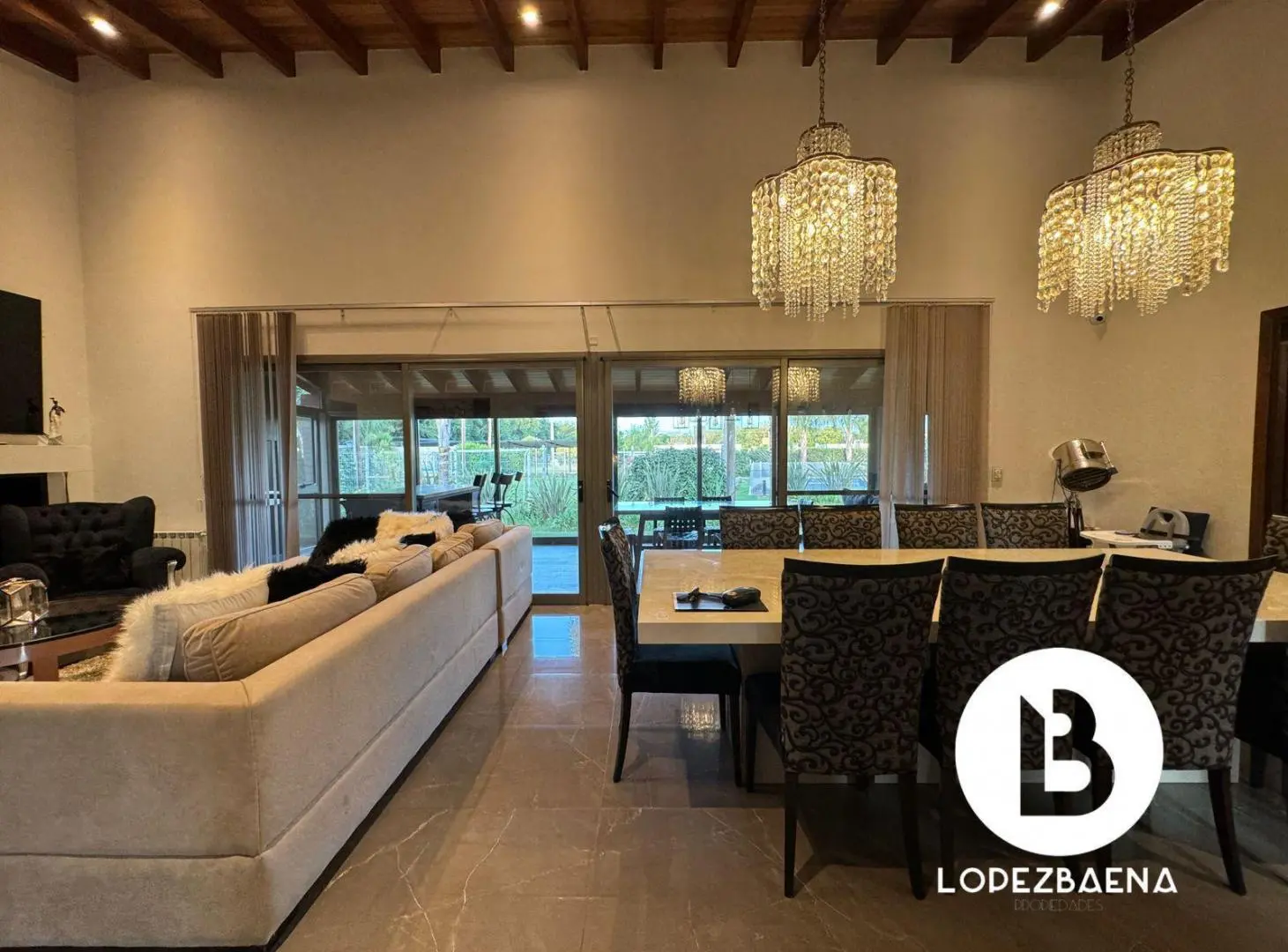VENDO LA MEJOR Casa de Colonia Tirolesa 4 dormitorios - CASERON PREMIUM 2