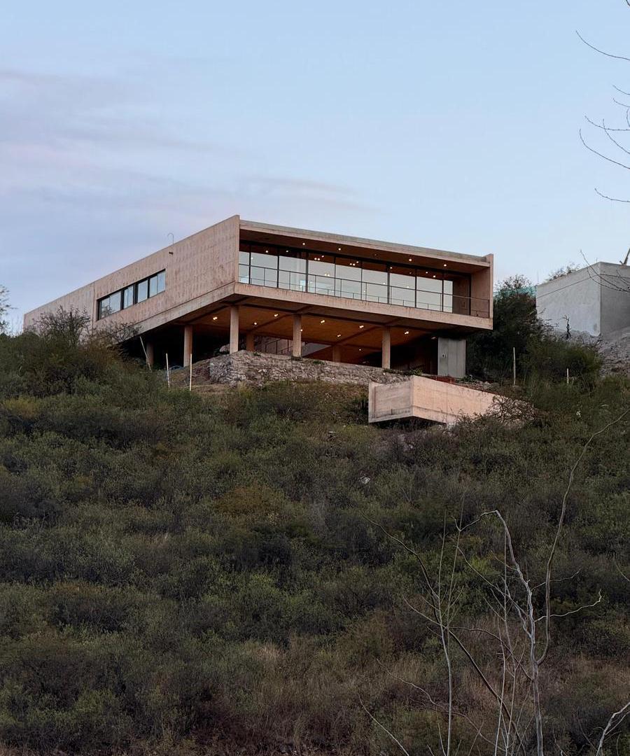 Exclusiva casa a estrenar con vista única