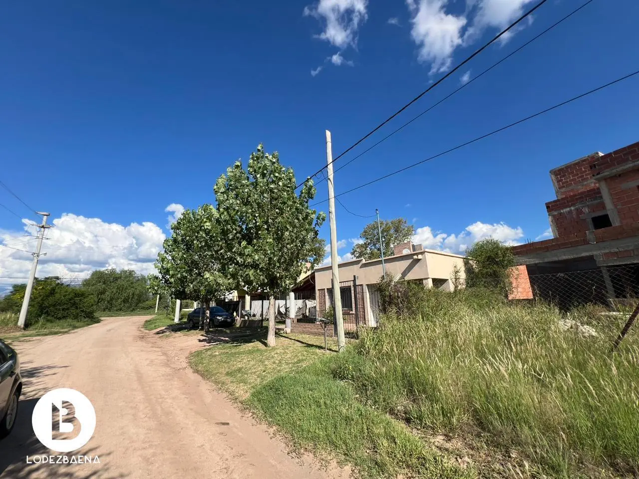 Oportunidad de inversión VENTA bloque de 2 dúplex a terminar en la mejor zona de Villa Dolores 4
