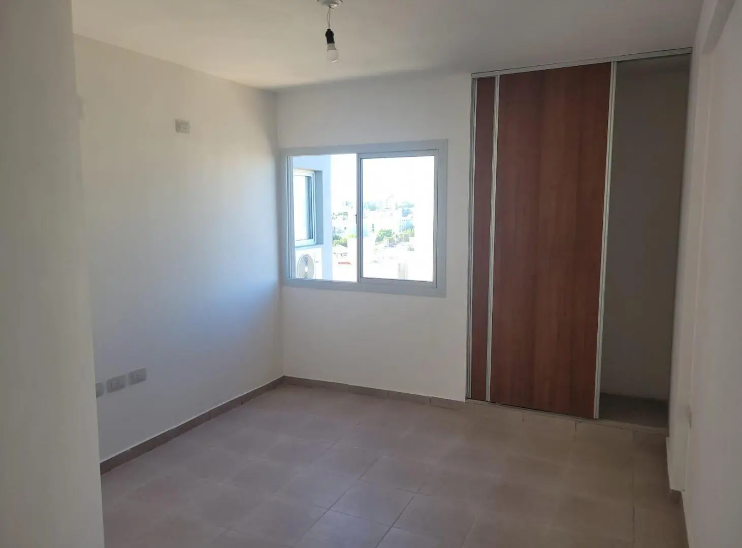 Vendo Depto. A ESTRENAR !! 1 Dorm. increible vista 7mo. piso. B° Alto Alberdi 5