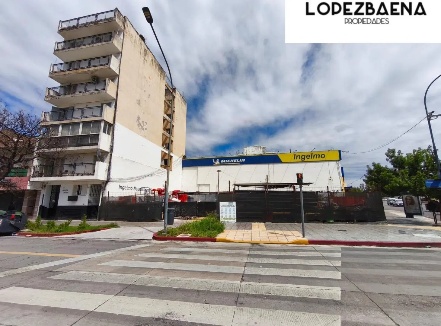 Lote de terreno en Alquiler - Posibilidad ser Deposito, Galpon, Cocheras - Centro de Cba 3