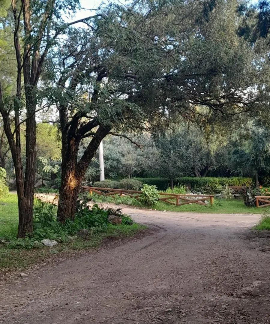 Terreno en Venta. 2.200 M2. Cerca de Arroyo. Vistas. en Yacanto Traslasierra!!! 3