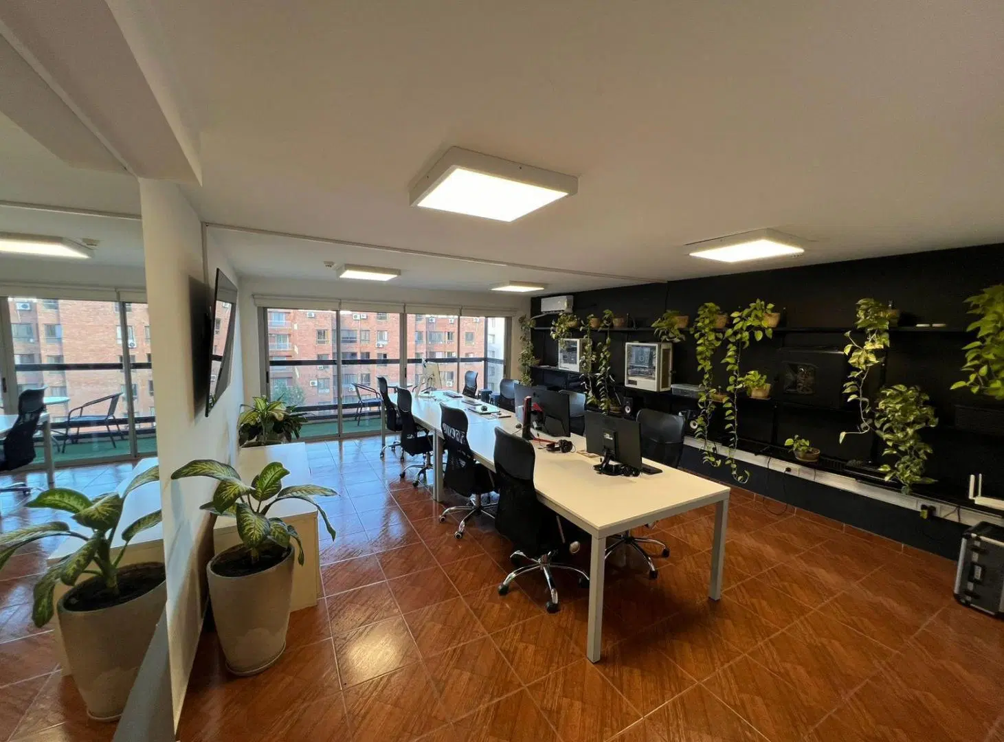 Oficina en venta en el corazón de General Paz 5