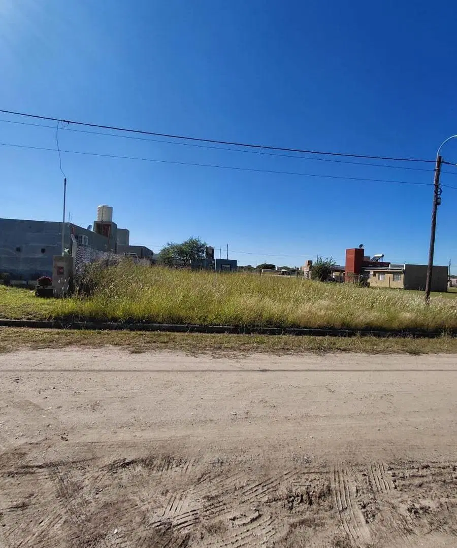 VENTA LOTE EN ALTOS DE LA COLONIA 3