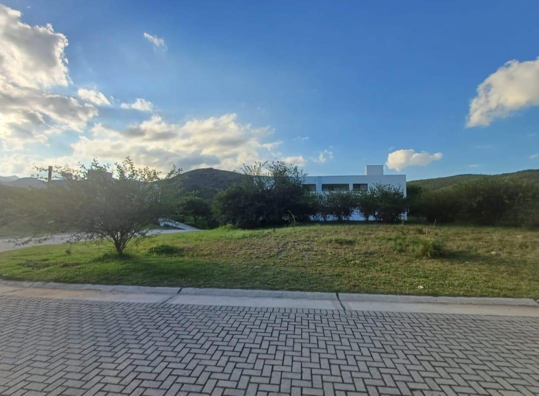 Terreno en Colinas De La Deseada
