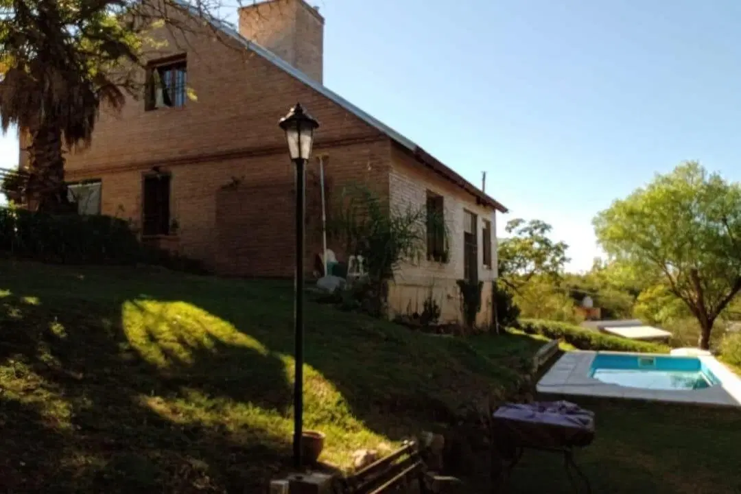 VENTA CASA EN MENDIOLAZA CON ESCRITURA 1