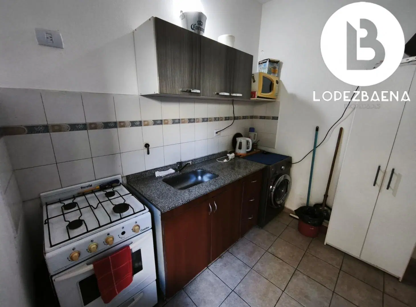 Departamento en Venta - Mega Amplio con 2 Patios Propios! - Inversión Segura! 2