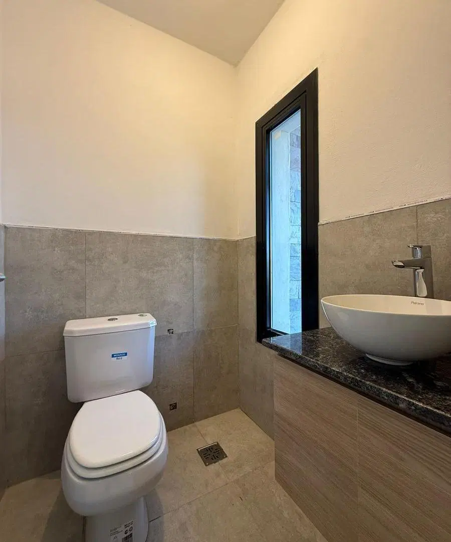 OPORTUNIDAD DUPLEX EN VENTA PLANTA BAJA 2 DOR EN DOCTA 5