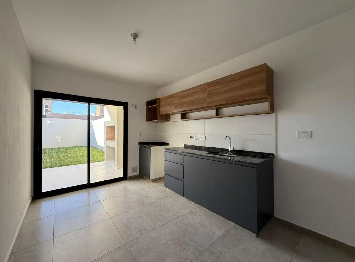 OPORTUNIDAD DUPLEX EN VENTA PLANTA BAJA 2 DOR EN DOCTA 3