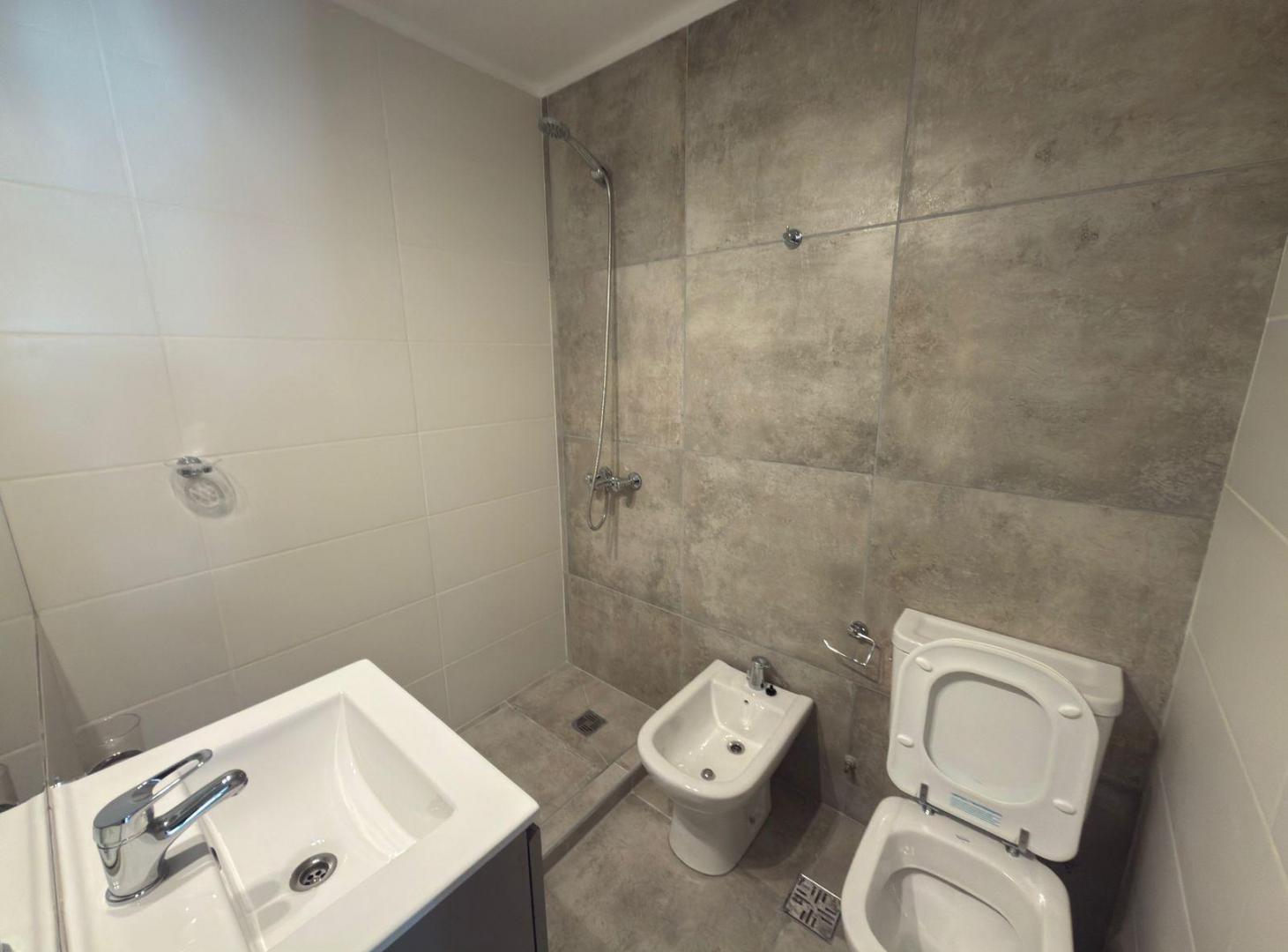 Foto de VENTA DUPLEX A ESTRENAR BARRIO ALBERDI., imagen 5