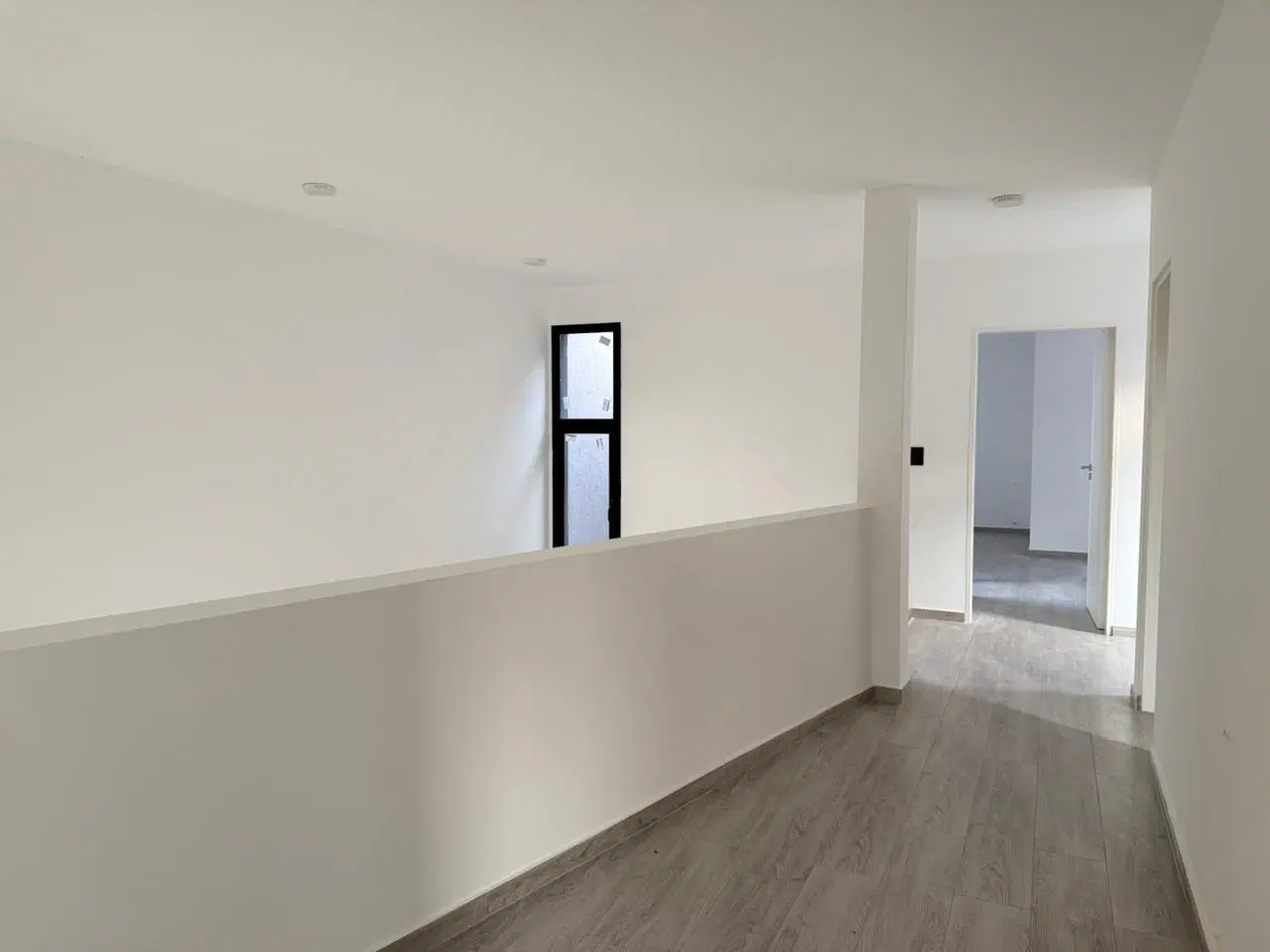 VENTA - CASA 227m2 cubiertos - CUESTAS DE MANANTIALES 3