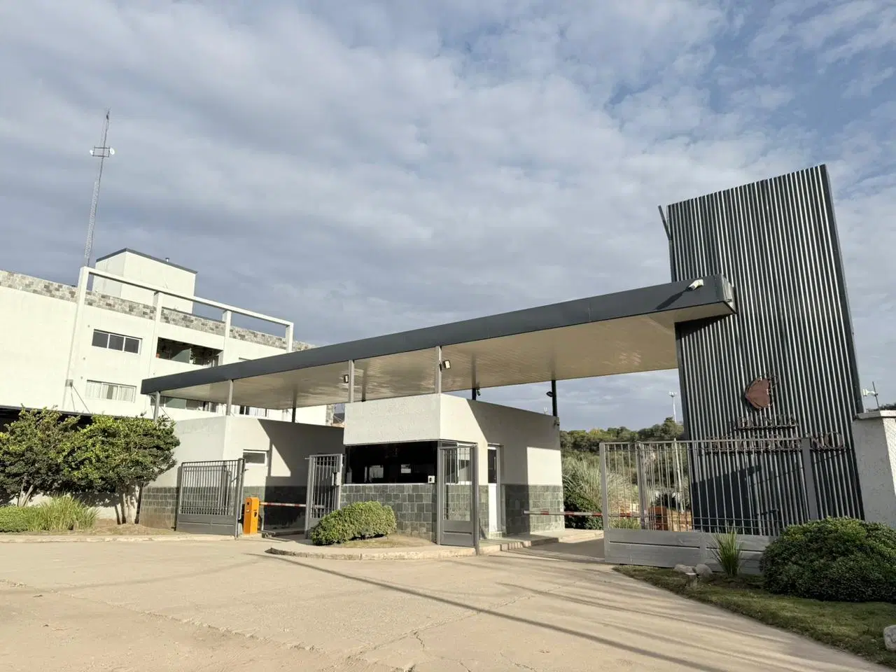 ALQUILER - HOUSING 3 DORM - SEGURIDAD 24hs 4
