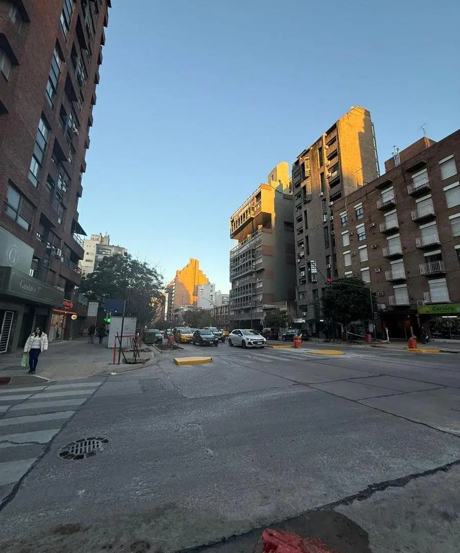 EXCELENTE OPORTUNIDAD DE VENTA DEPARTAMENTO 1 DORM CON BALCÓN - CENTRO 2