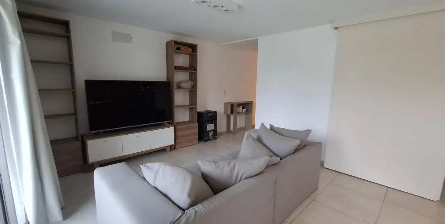 ALQUILER Casa VALLE DEL GOLF, sin muebles. 3d 3b PISCINA comodidad y confort Excelente!!! 4