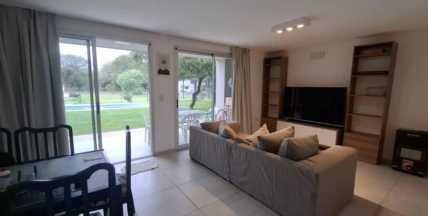 ALQUILER Casa VALLE DEL GOLF, sin muebles. 3d 3b PISCINA comodidad y confort Excelente!!! 5