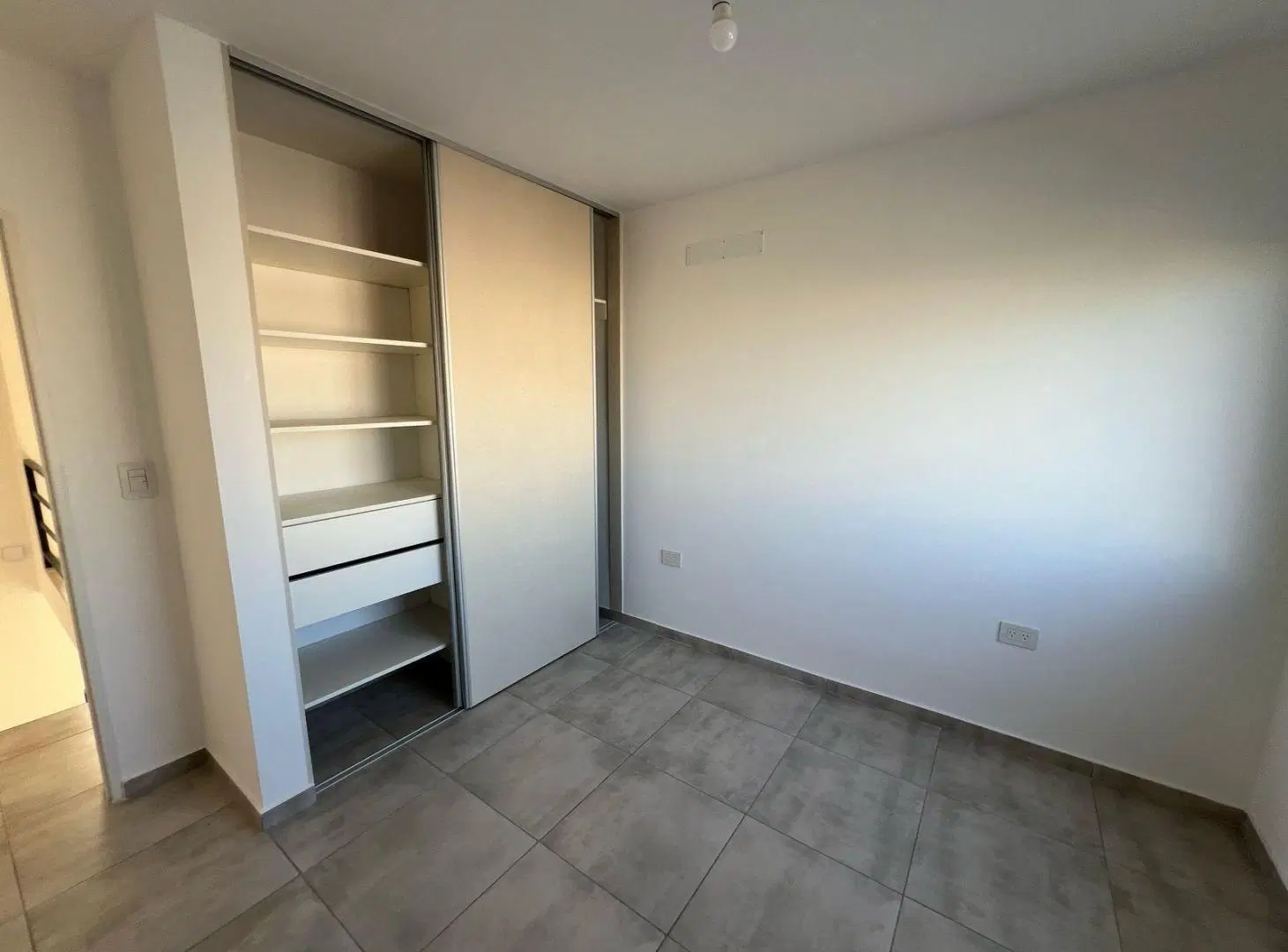 Venta duplex en Rincones de Manantiales, EL MAS LINDO, EN MEJOR PRECIO A 100 M DE LA GUARDIA 4