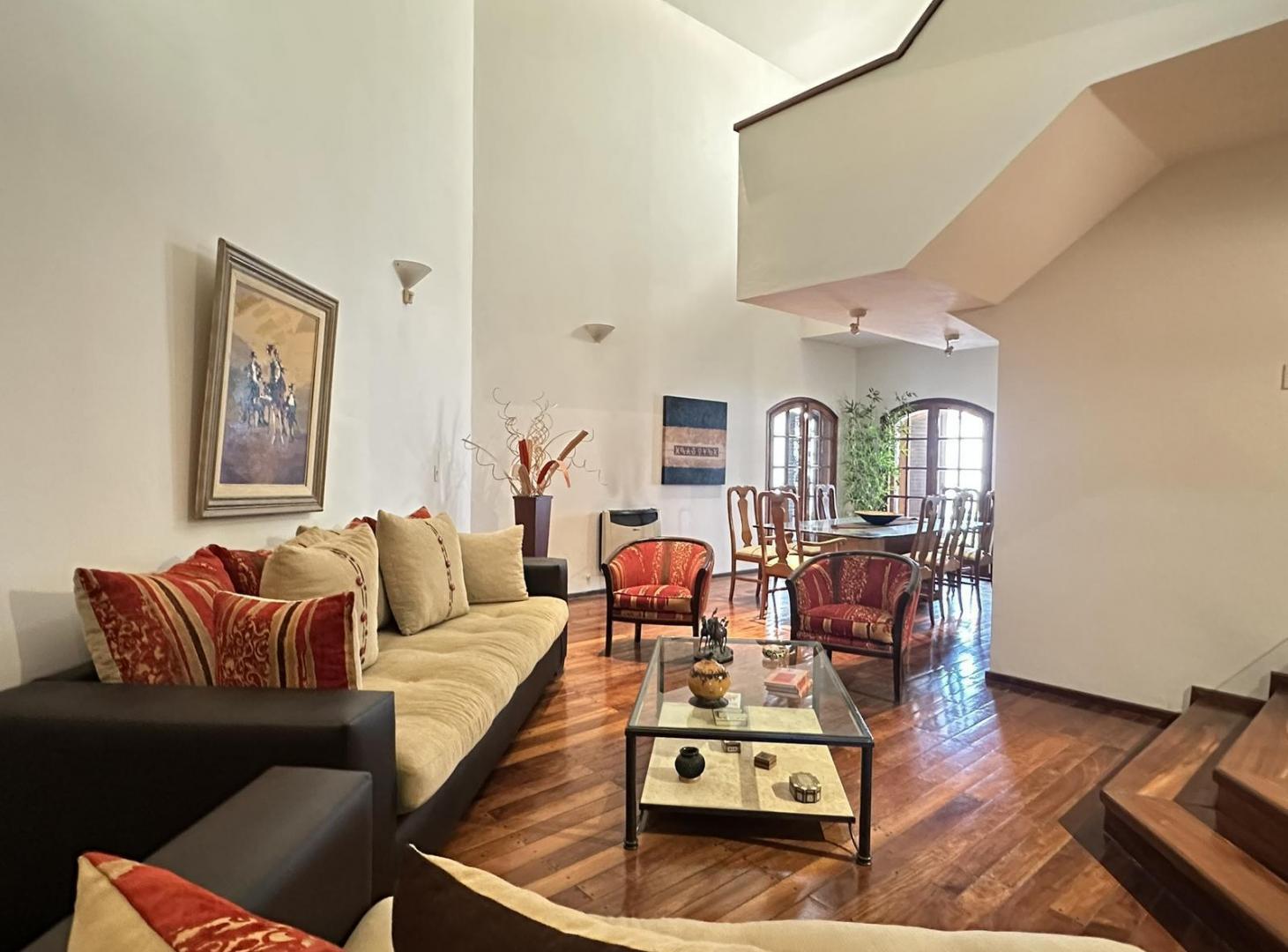Foto de VENTA CASA ZONA SUR - A PASOS DEL JOCKEY - 3 DORM - IDEAL FAMILIA, imagen 2